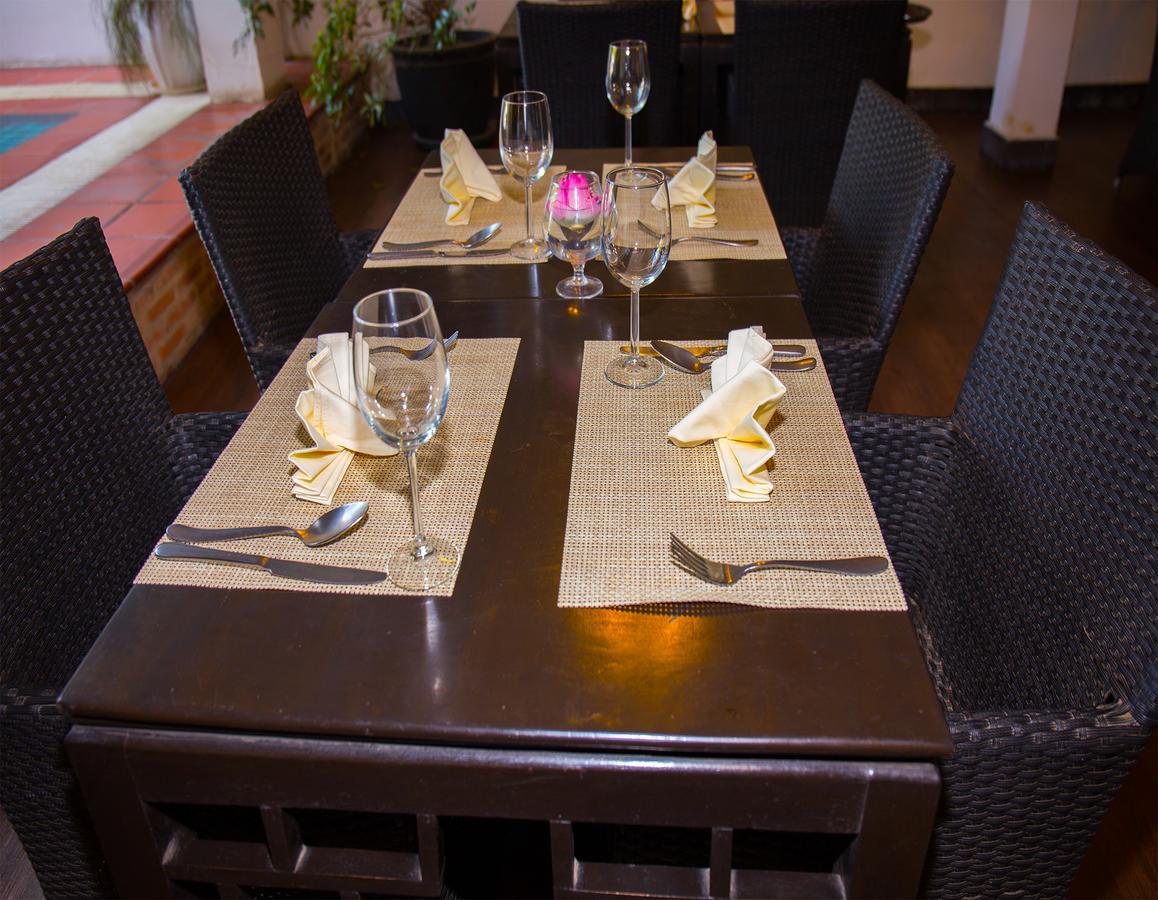 Villa Silk Road Hotel Phnom Penh Bagian luar foto